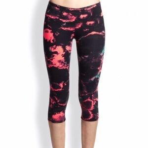 Alo Volcano Lightening Cropped Leggings